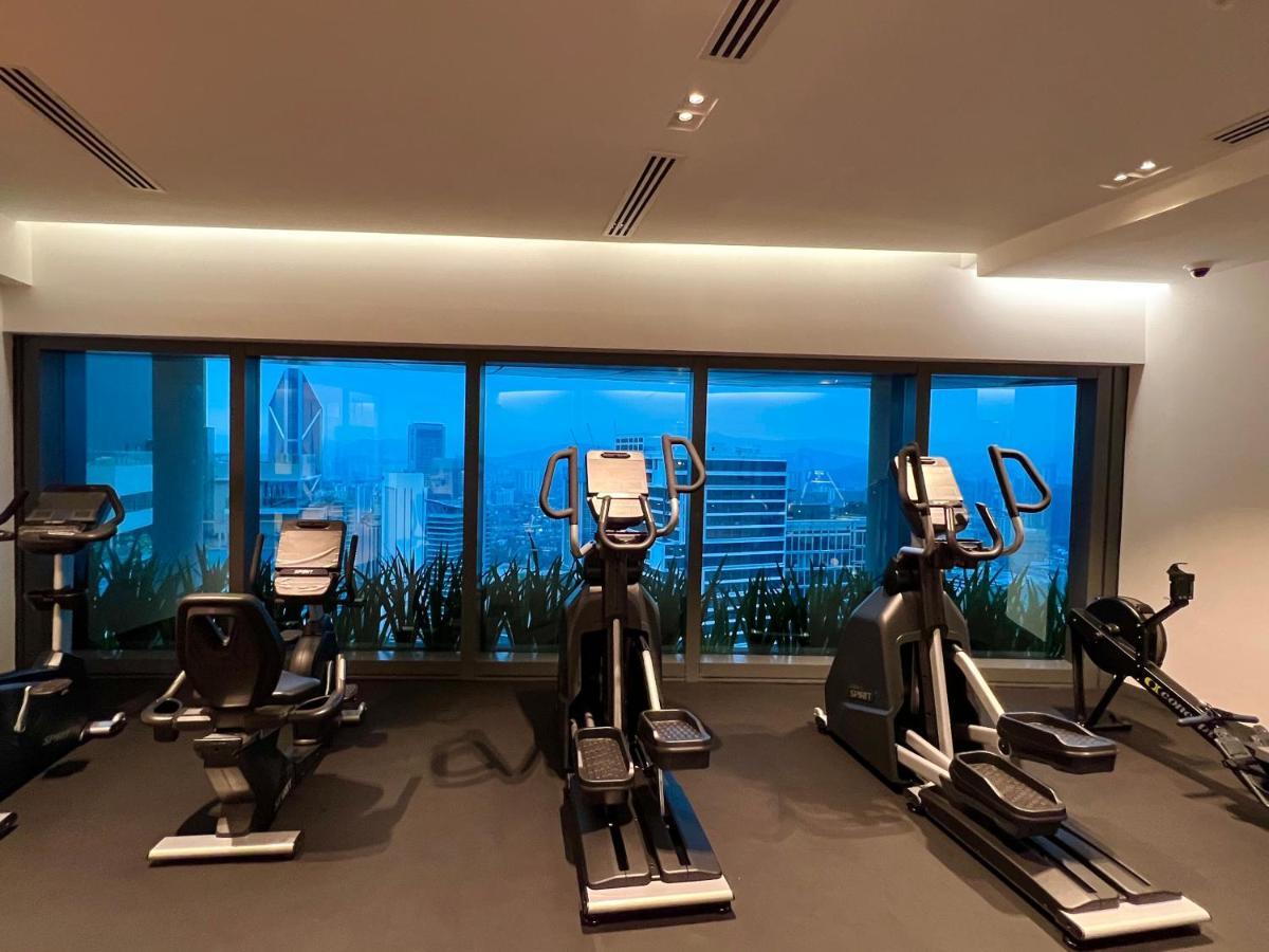 Crystal Suites At Eaton Klcc Kuala Lumpur Esterno foto